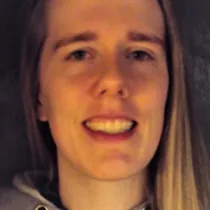 Ida søger job som grafisk designer / kreativ medarbejder