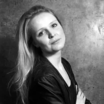 Jeg søger job som marketingmedarbejder / sælger / forretningsudvikler / kundeservicemedarbejder / kvalitetskoordinator