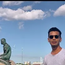 Nirajan søger job som lagermedarbejder