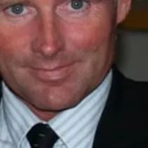 Jeg søger job som salgschef